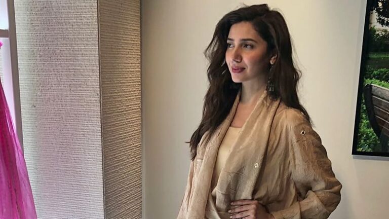 अविनाश मिश्रा ने माहिरा खान को लिया आड़े हाथ, कहा- “भारत में काम मांगने मत आना!”