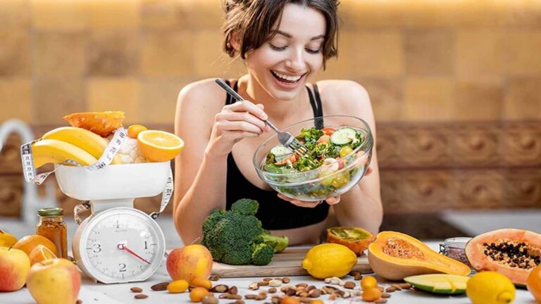 रोजाना एक अंडा खाएं और हड्डियों का दर्द भूल जाएं!