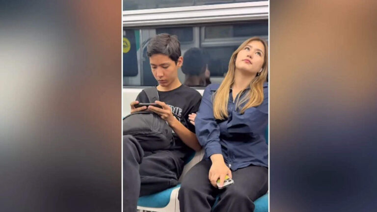 मेट्रो में लड़की ने किया ऐसा काम कि लड़के की हालत हो गई खराब, देखिए वायरल वीडियो