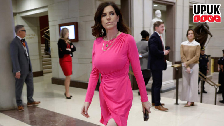 अमेरिकी संसद में सांसद ने दिखाई अपनी न्यूड तस्वीरें, वजह जानकर खौल जाएगा खून